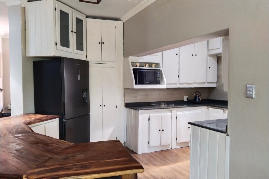 2 Bedroom Property for Sale in Mount Amanzi North West